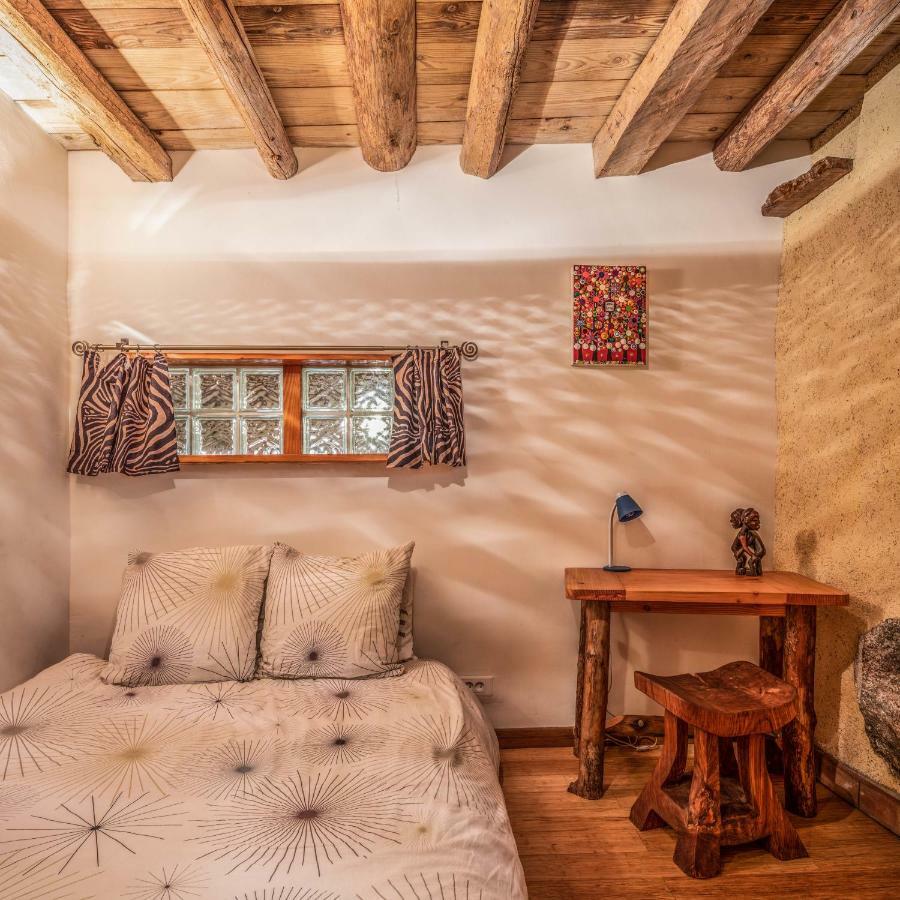 The Dragon Barn - Studio Ascou Esterno foto